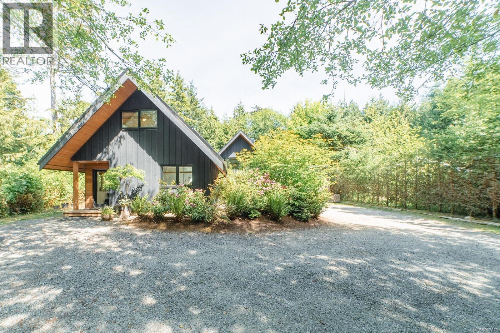 1156 Pacific Rim Hwy, Tofino