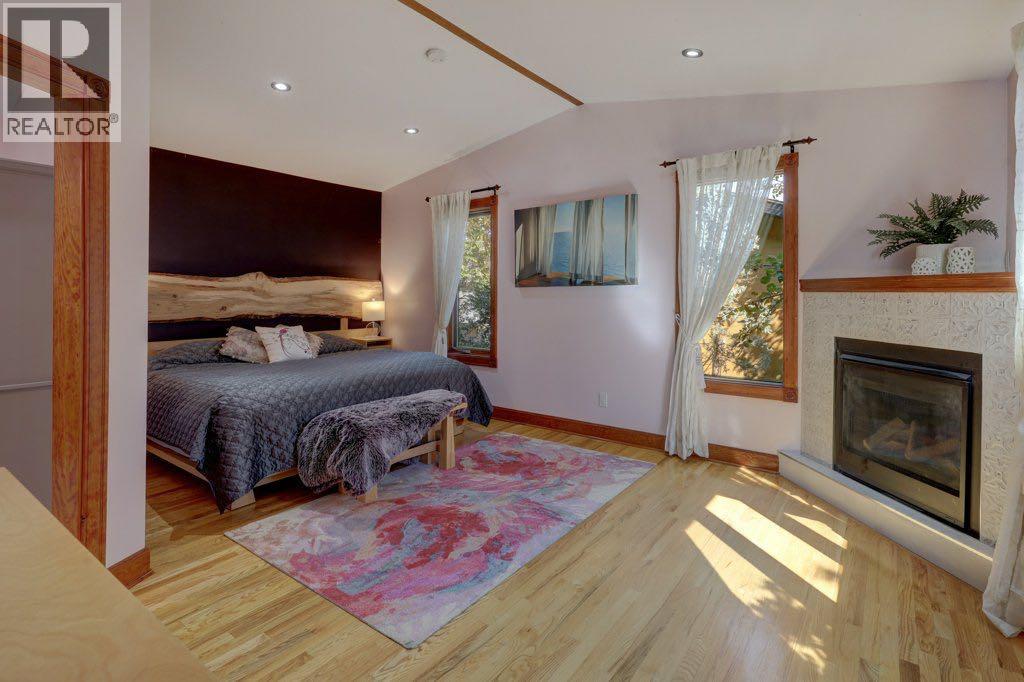 Single Family House Bungalow for Sale in  A Street NE Bridgeland/Riverside Calgary 