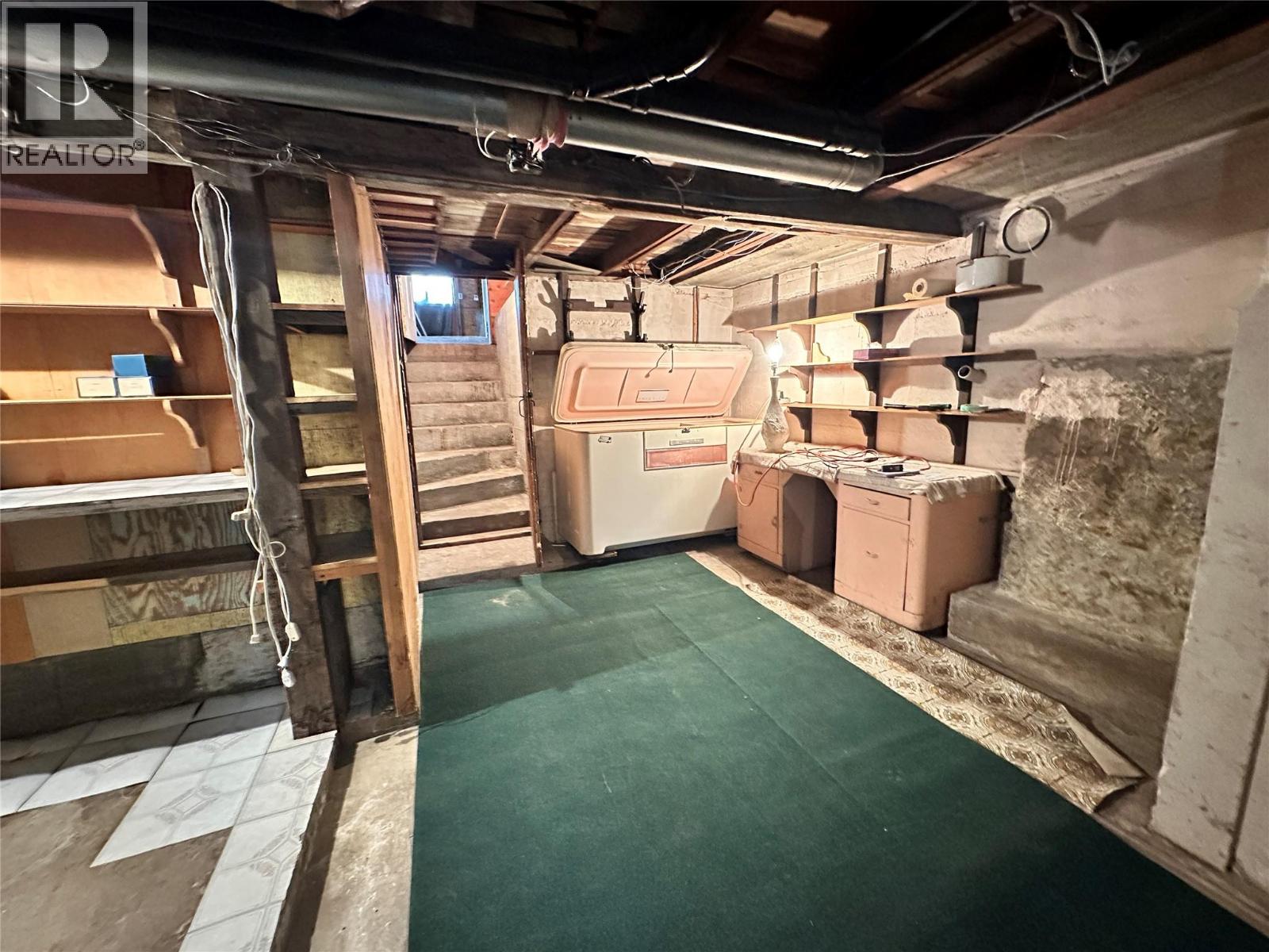 8267 Riverside Drive, Grand Forks