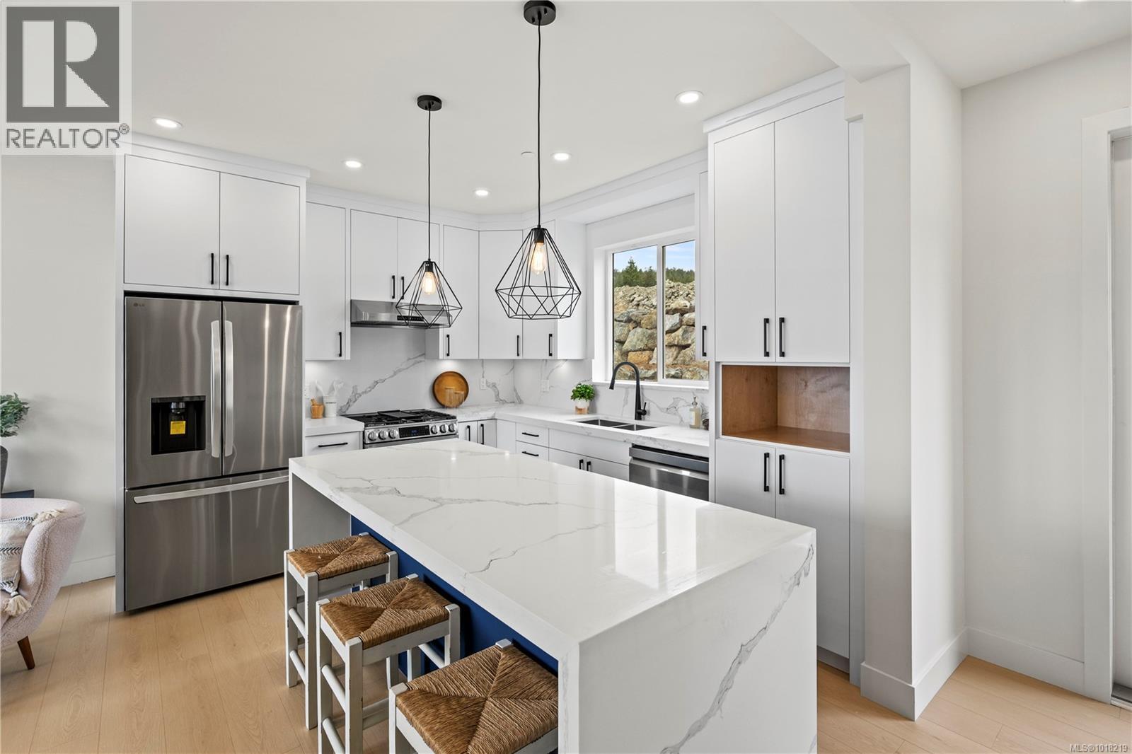  2306 Hudson Terrace, Sooke