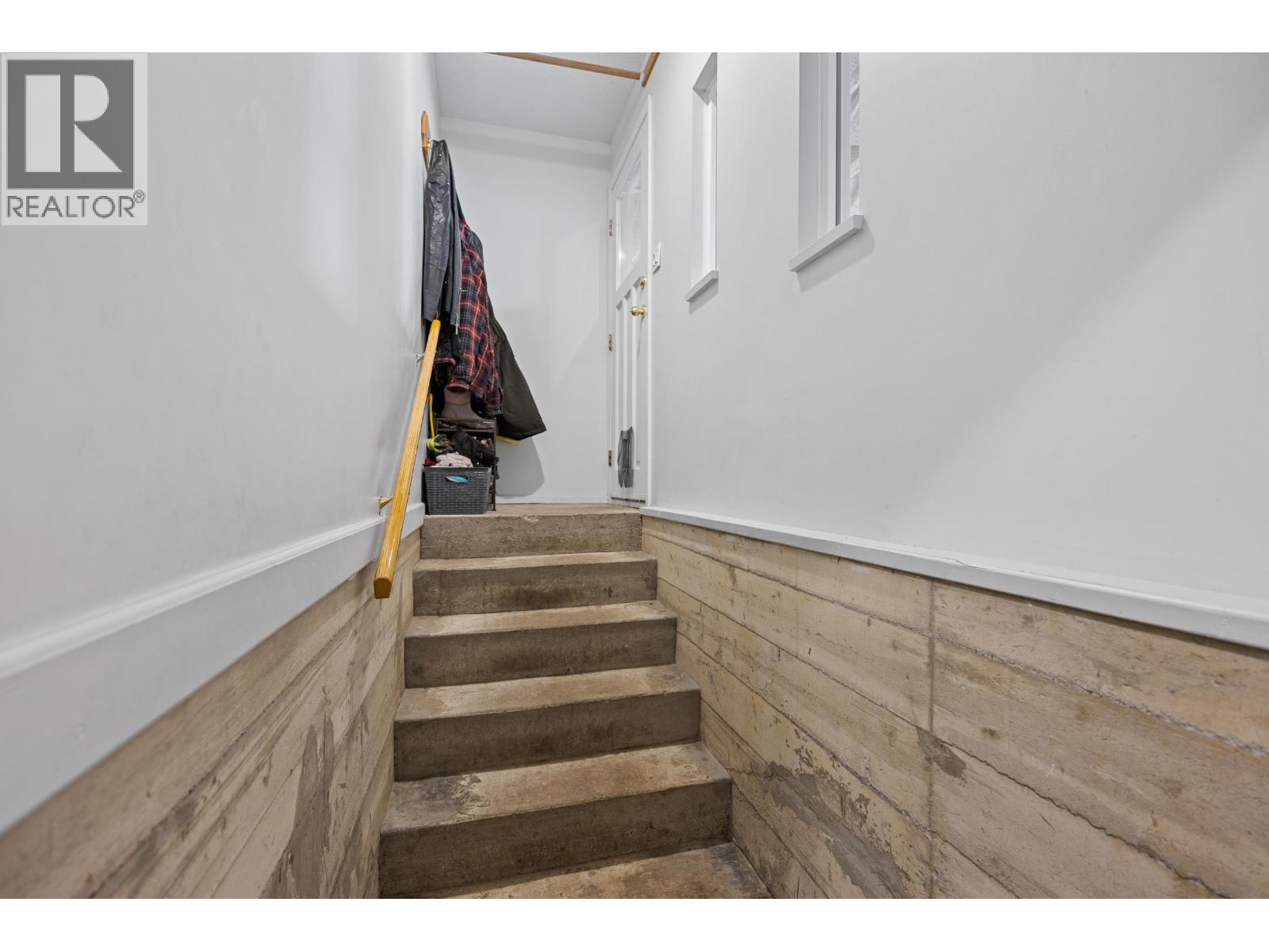 8261 LITTLE FORT 24 HIGHWAY, Lone Butte