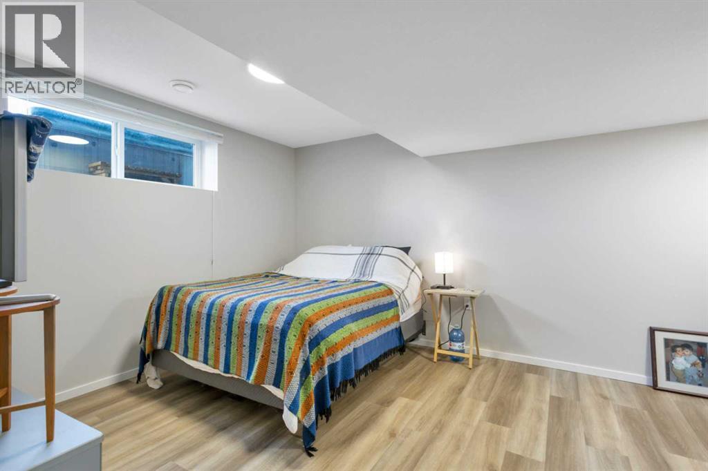 4633 48 Street, Sylvan Lake