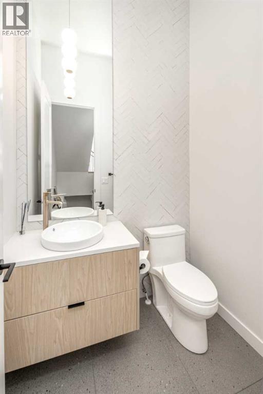 Single Family House for Sale in B Richmond Road SW Richmond Calgary 