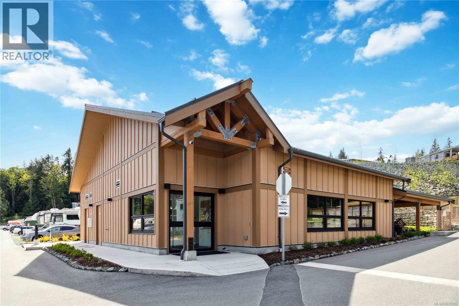 504 747 Old Place Rd, Central Saanich