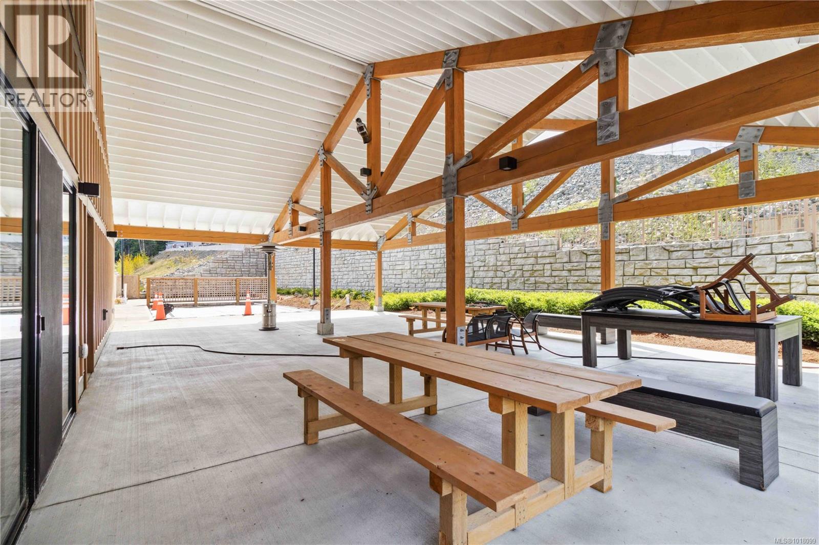 504 747 Old Place Rd, Central Saanich