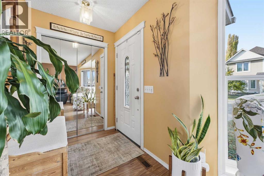 Single Family House for Sale in  Tuscany Valley Lane NW Tuscany Calgary 