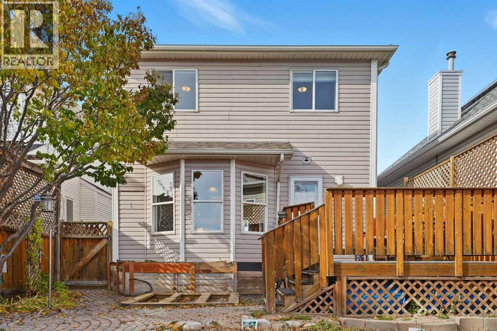Single Family House for Sale in  Tuscany Valley Lane NW Tuscany Calgary 