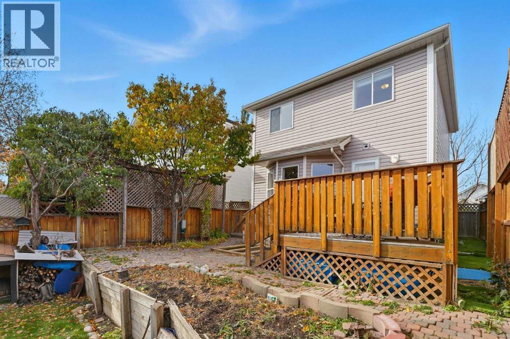 Single Family House for Sale in  Tuscany Valley Lane NW Tuscany Calgary 
