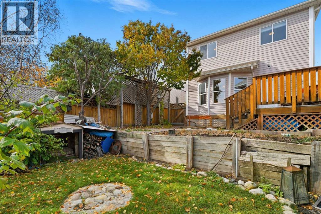Single Family House for Sale in  Tuscany Valley Lane NW Tuscany Calgary 