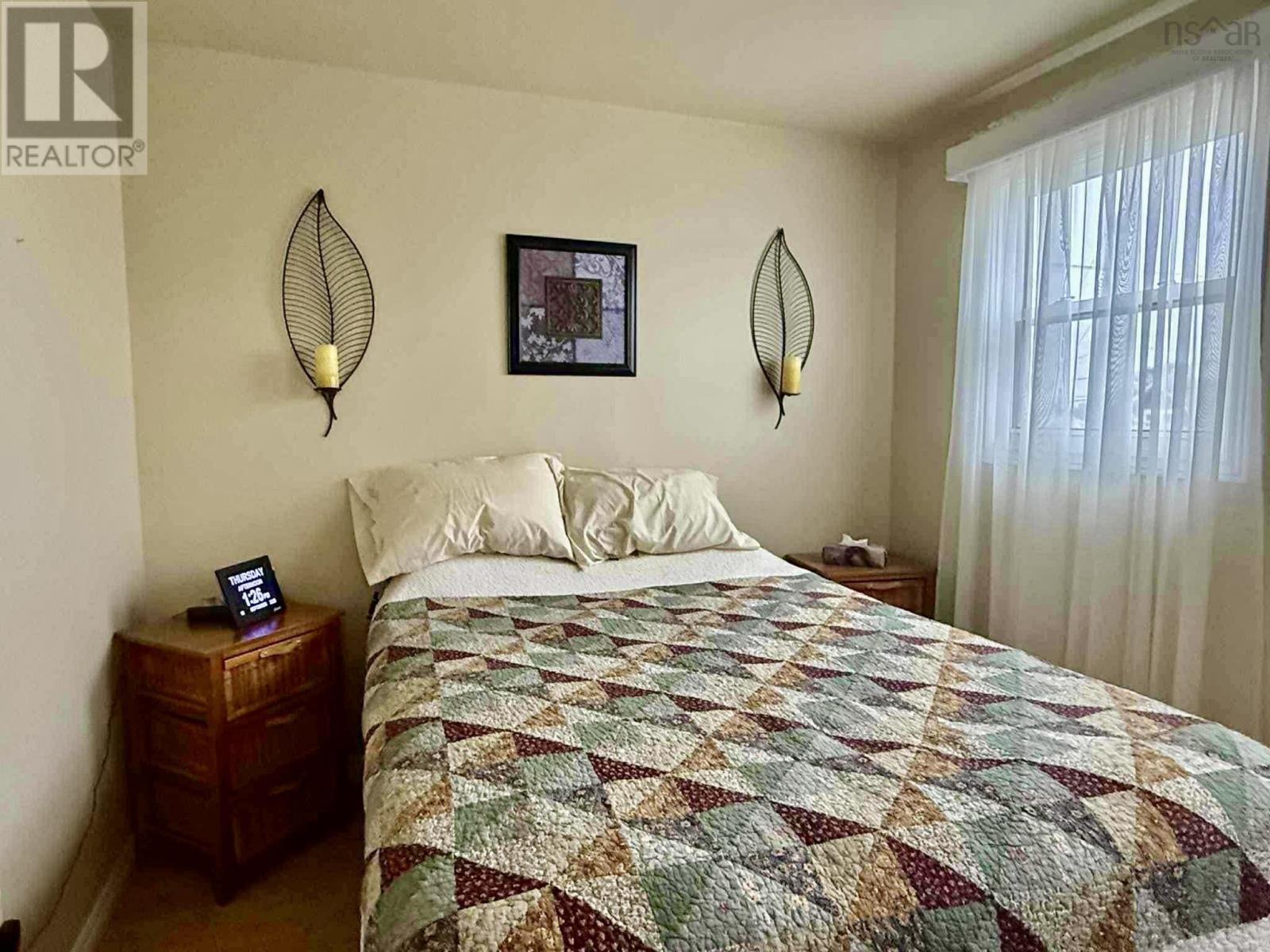 Property 27 of 33 of 118 MacSween Street