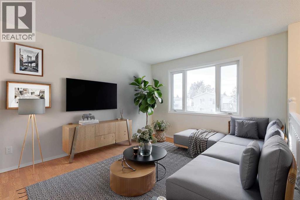 Single Family House Bi-level for Sale in  Doverthorn Place SE Dover Calgary 