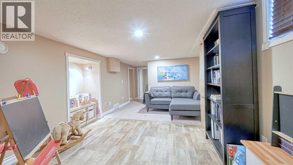 Single Family House Bungalow for Sale in   Avenue NW Bowness Calgary 