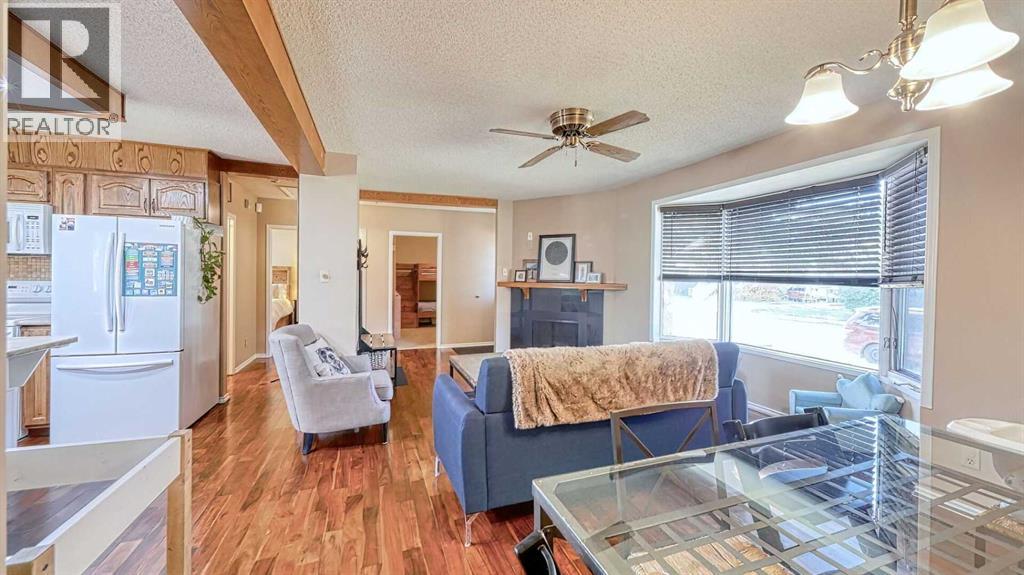 Single Family House Bungalow for Sale in   Avenue NW Bowness Calgary 