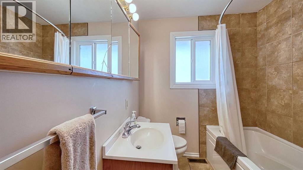Single Family House Bungalow for Sale in   Avenue NW Bowness Calgary 