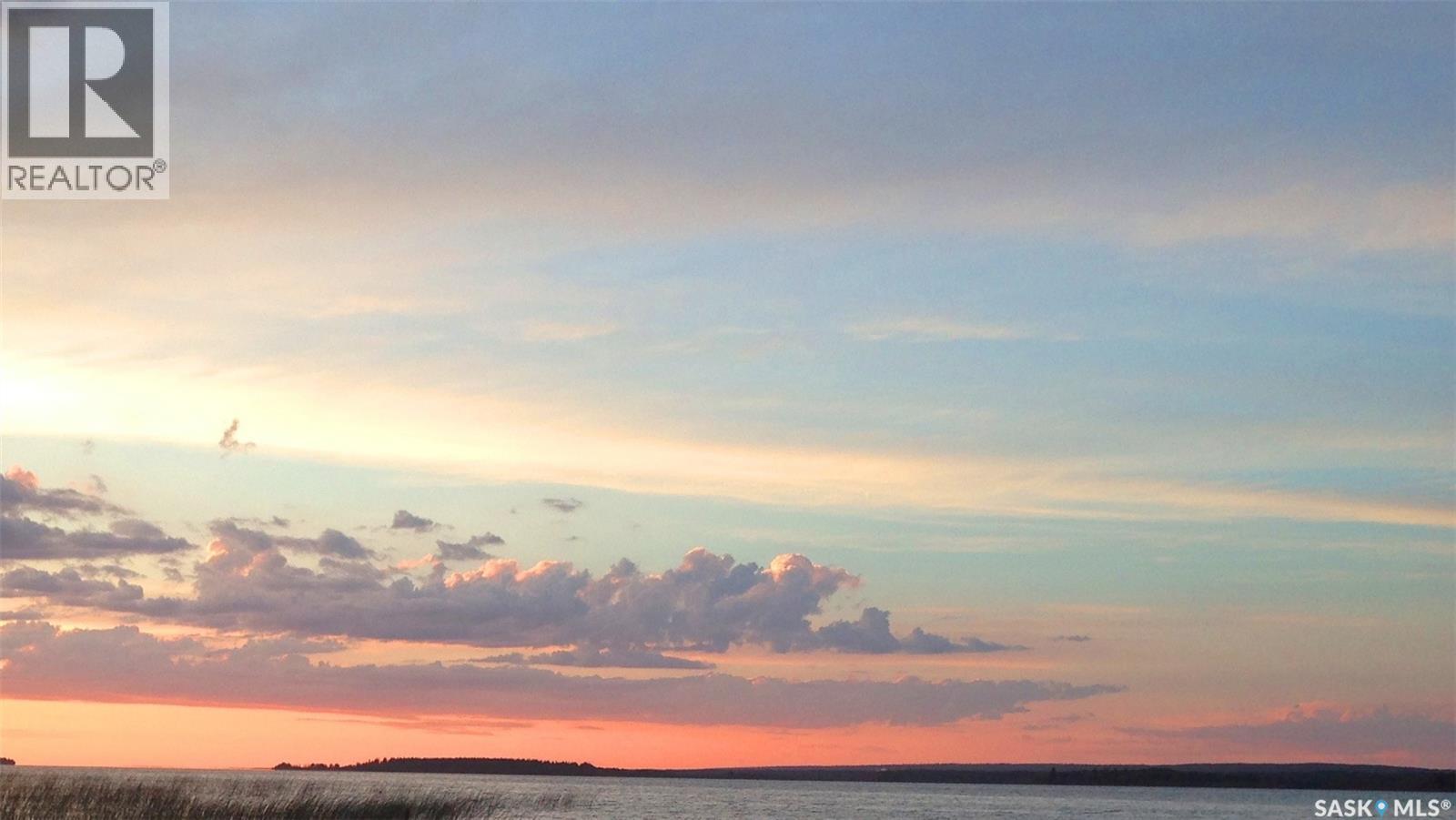 Beachfront Lot Delaronde Lake — photo 10
