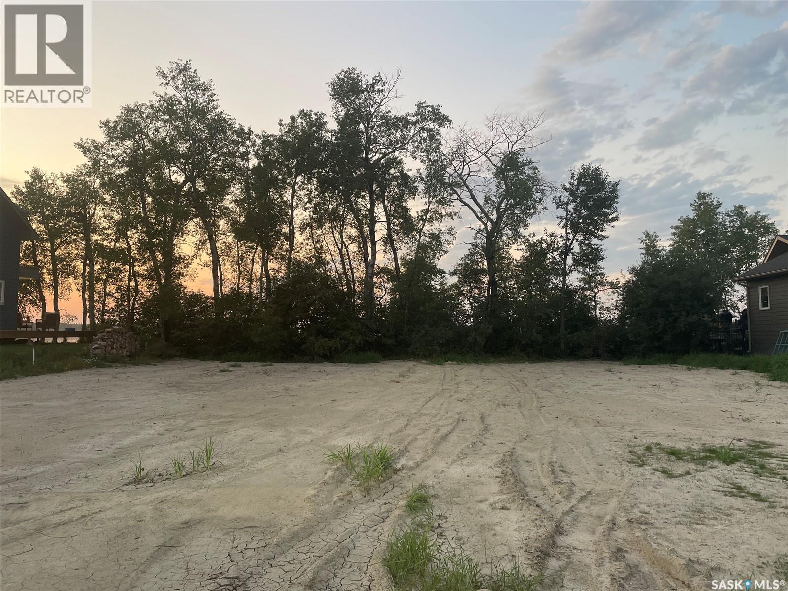 Beachfront Lot Delaronde Lake - photo 2