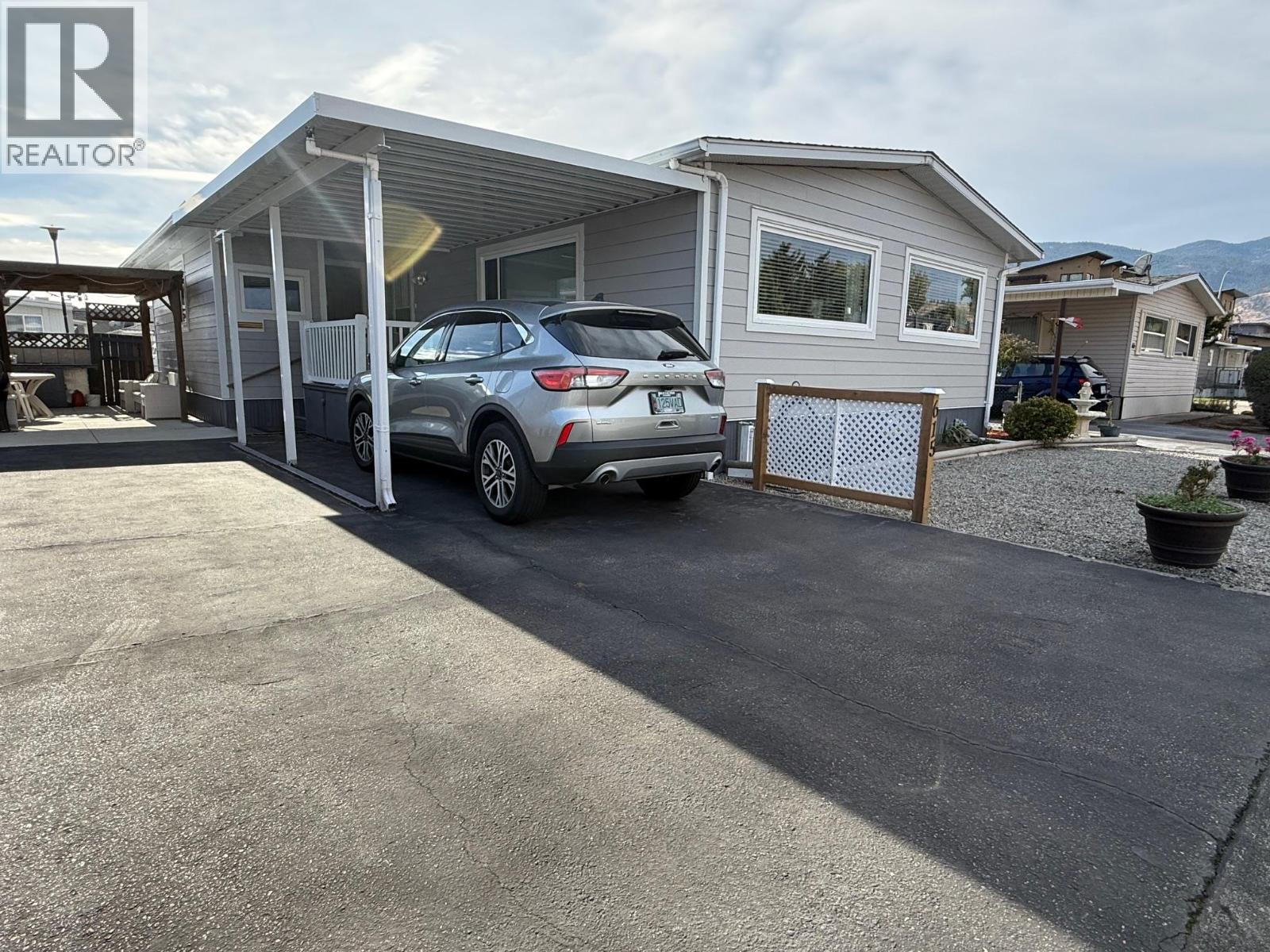 615 3105 South Main Street, Penticton
