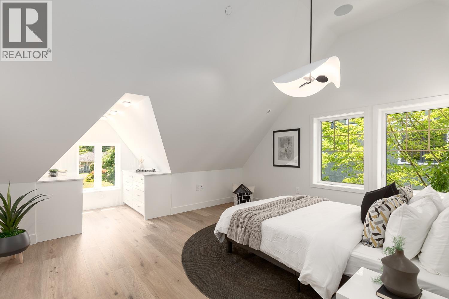 1141 W 33RD AVENUE, Vancouver