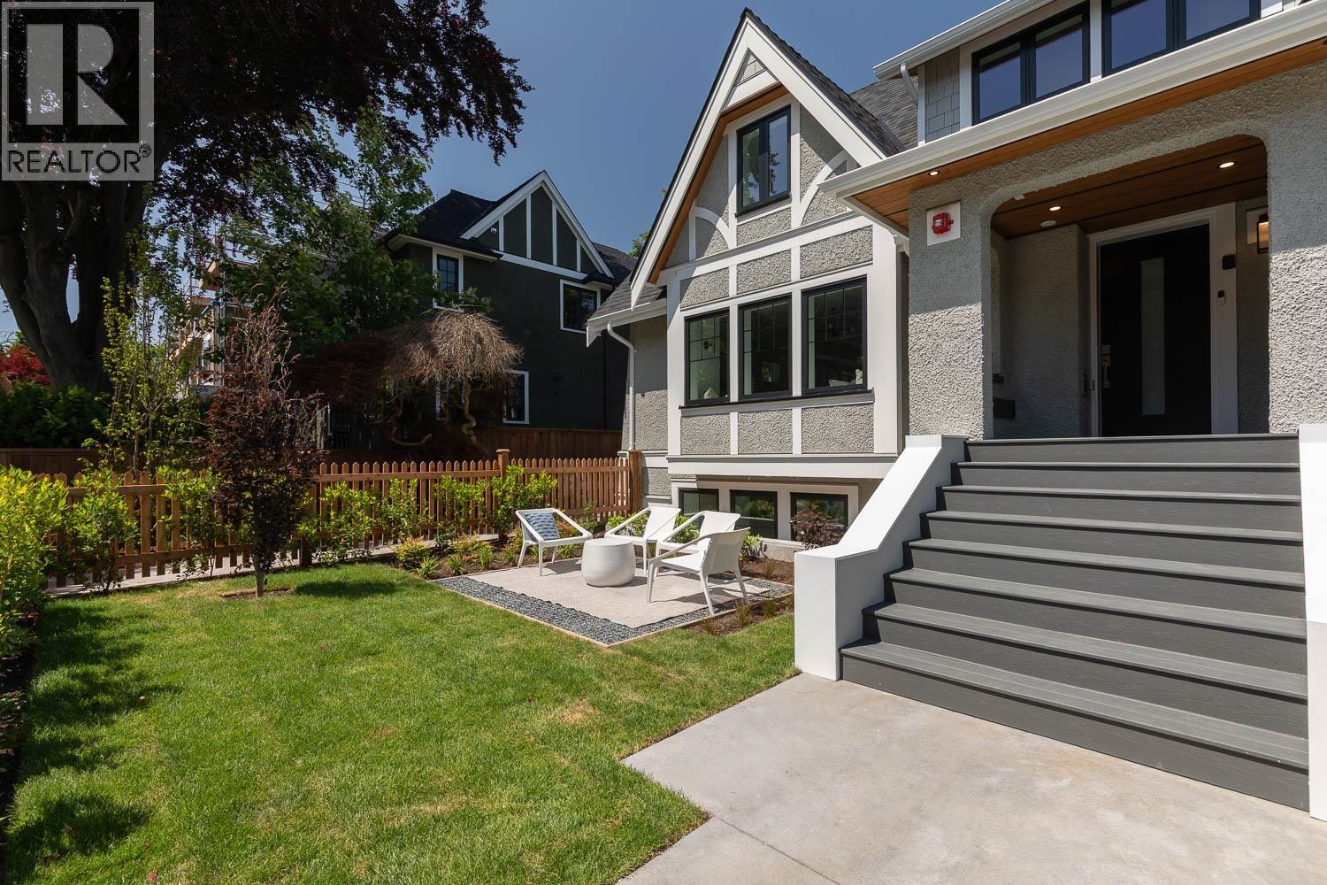 1141 W 33RD AVENUE, Vancouver