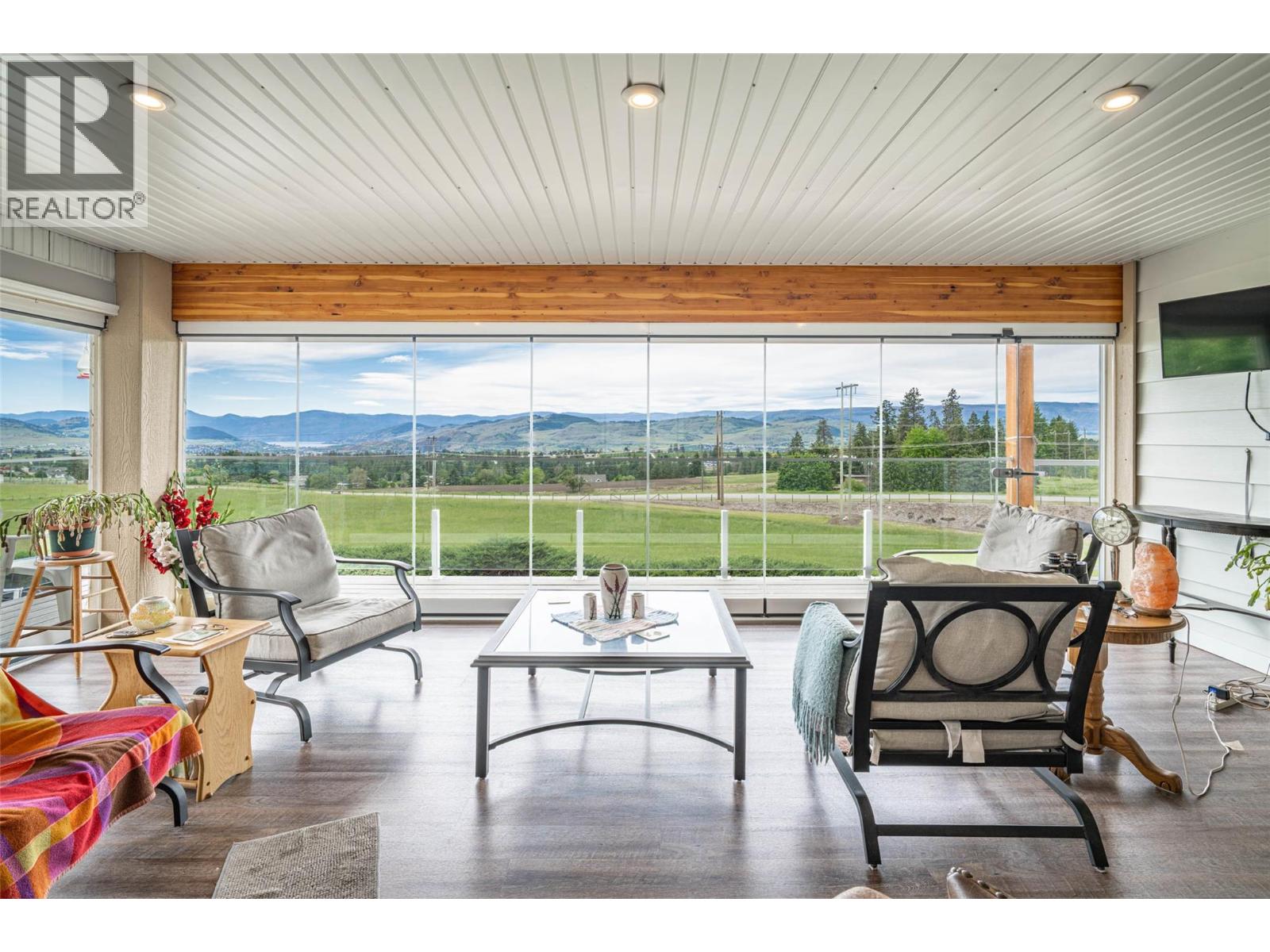  5541 Dixon Dam Road, Vernon