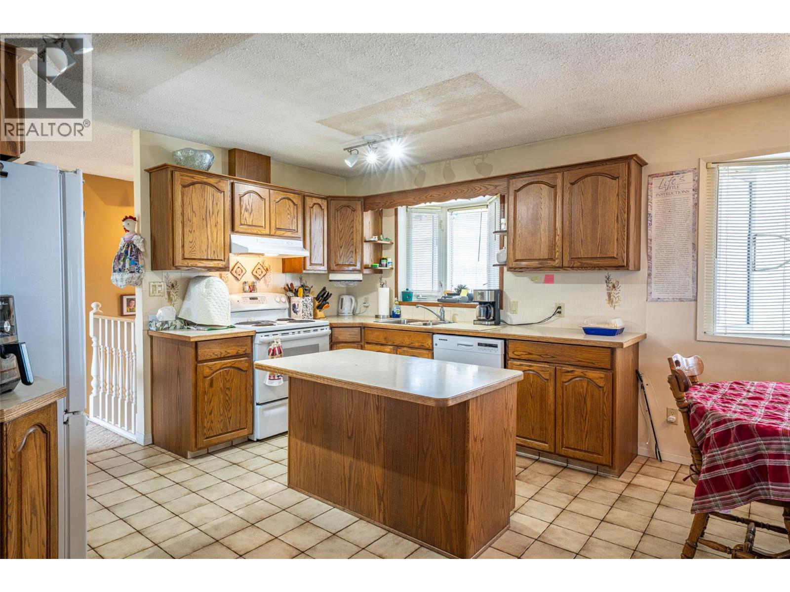  5541 Dixon Dam Road, Vernon