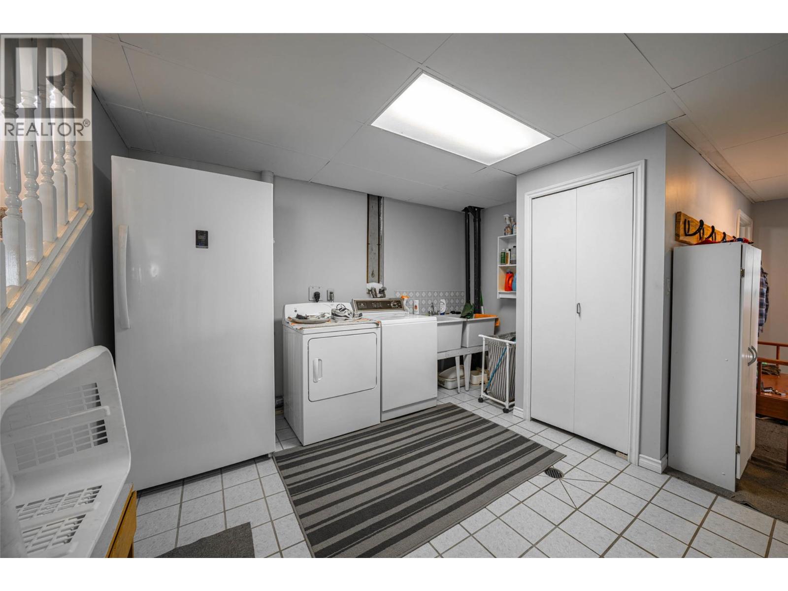  5541 Dixon Dam Road, Vernon