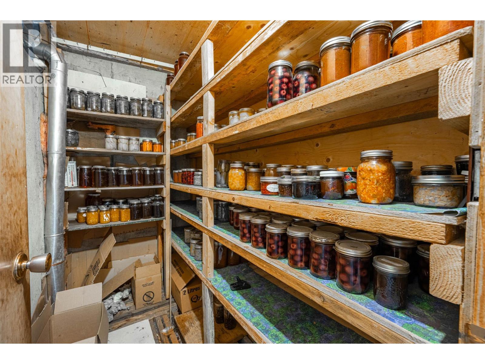  5541 Dixon Dam Road, Vernon