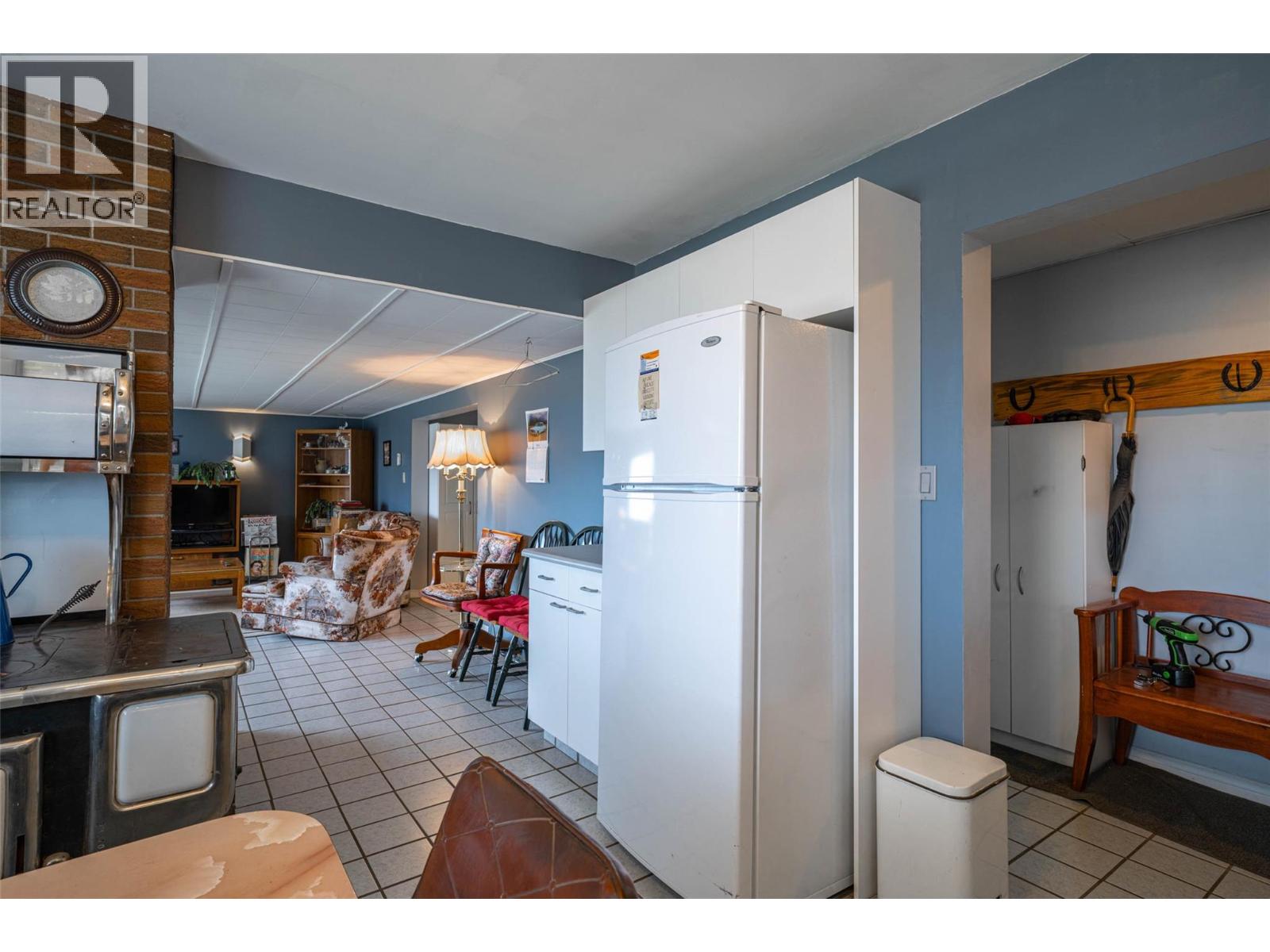  5541 Dixon Dam Road, Vernon