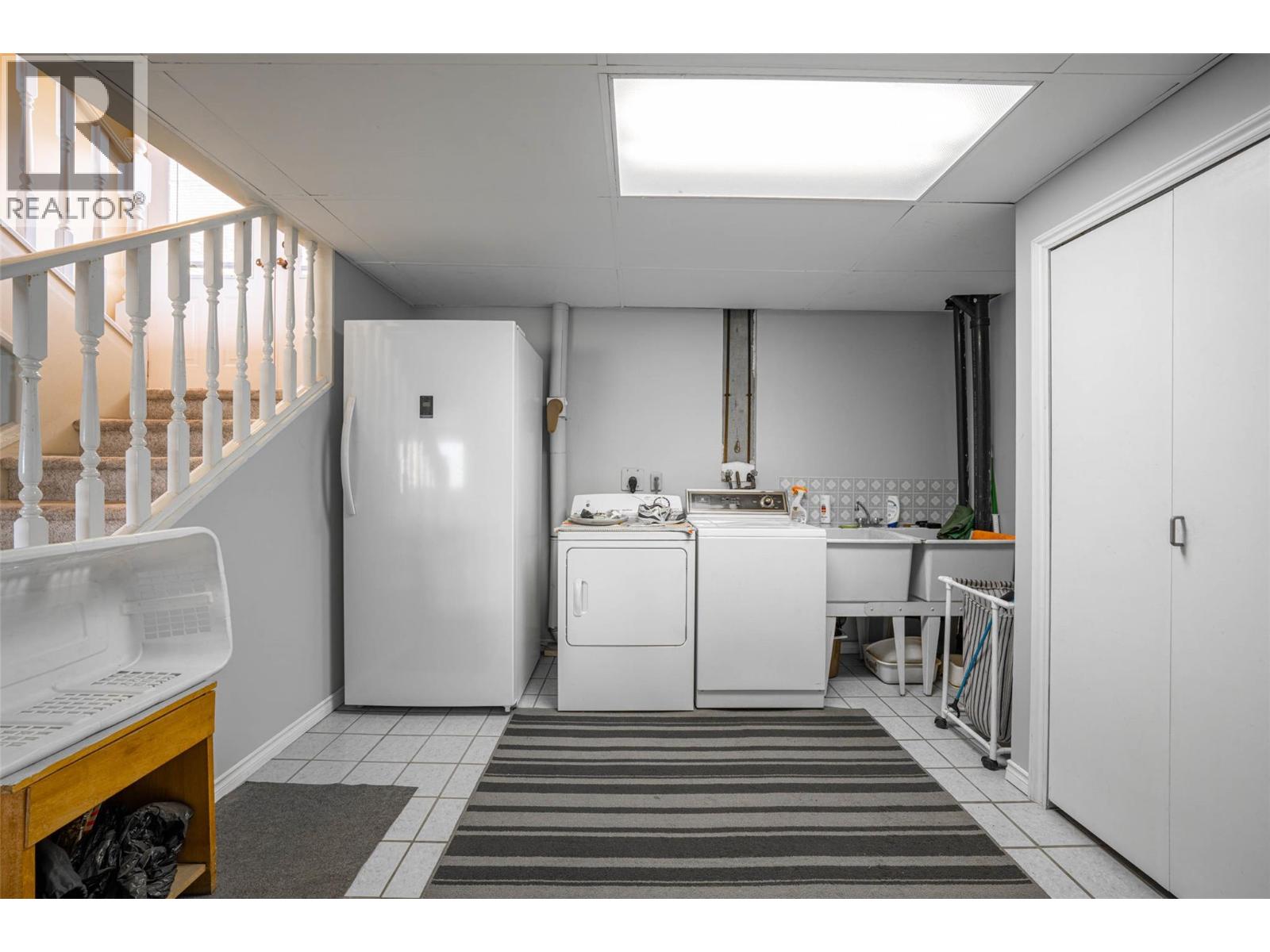  5541 Dixon Dam Road, Vernon