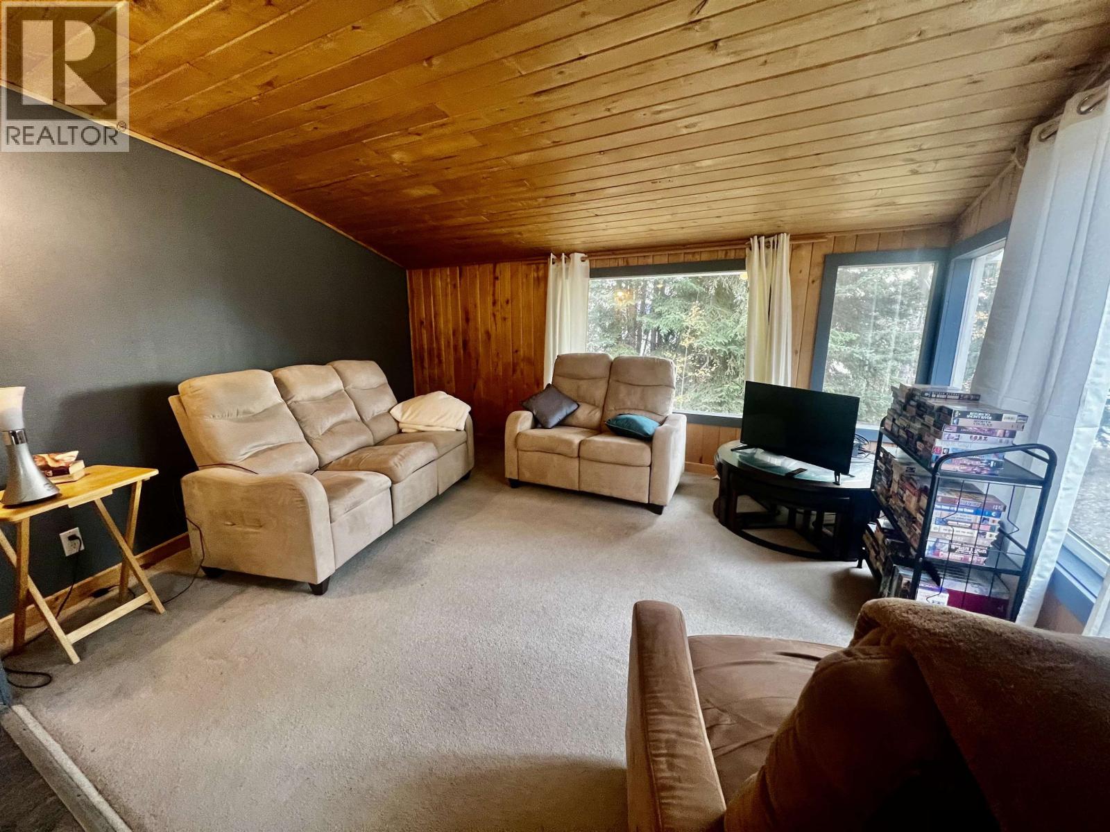 22361 STELLA ROAD, Fraser Lake