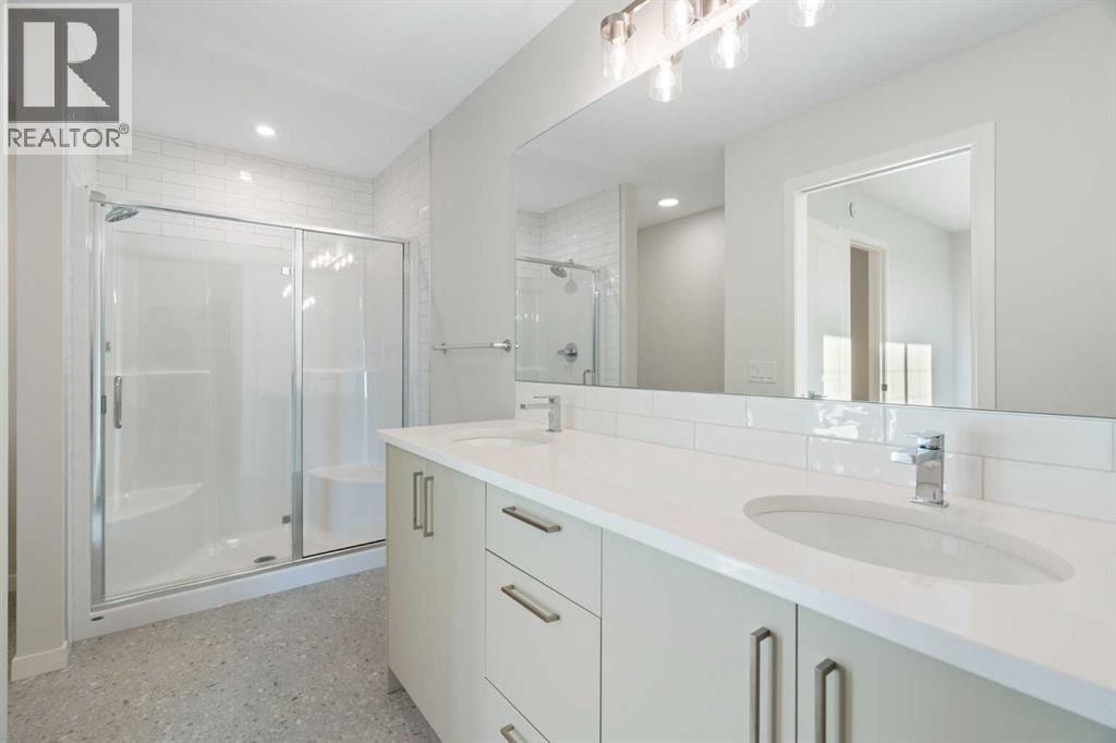 Single Family House for Sale in  Annette Landing NW Glacier Ridge Calgary 