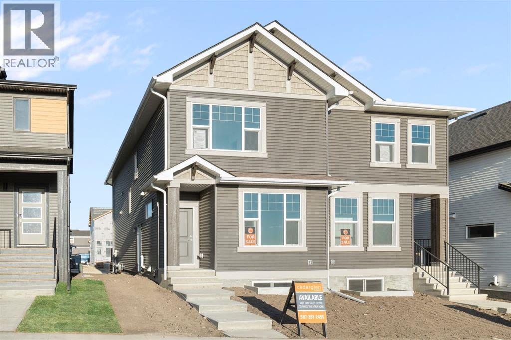 Single Family House for Sale in  Annette Landing NW Glacier Ridge Calgary 