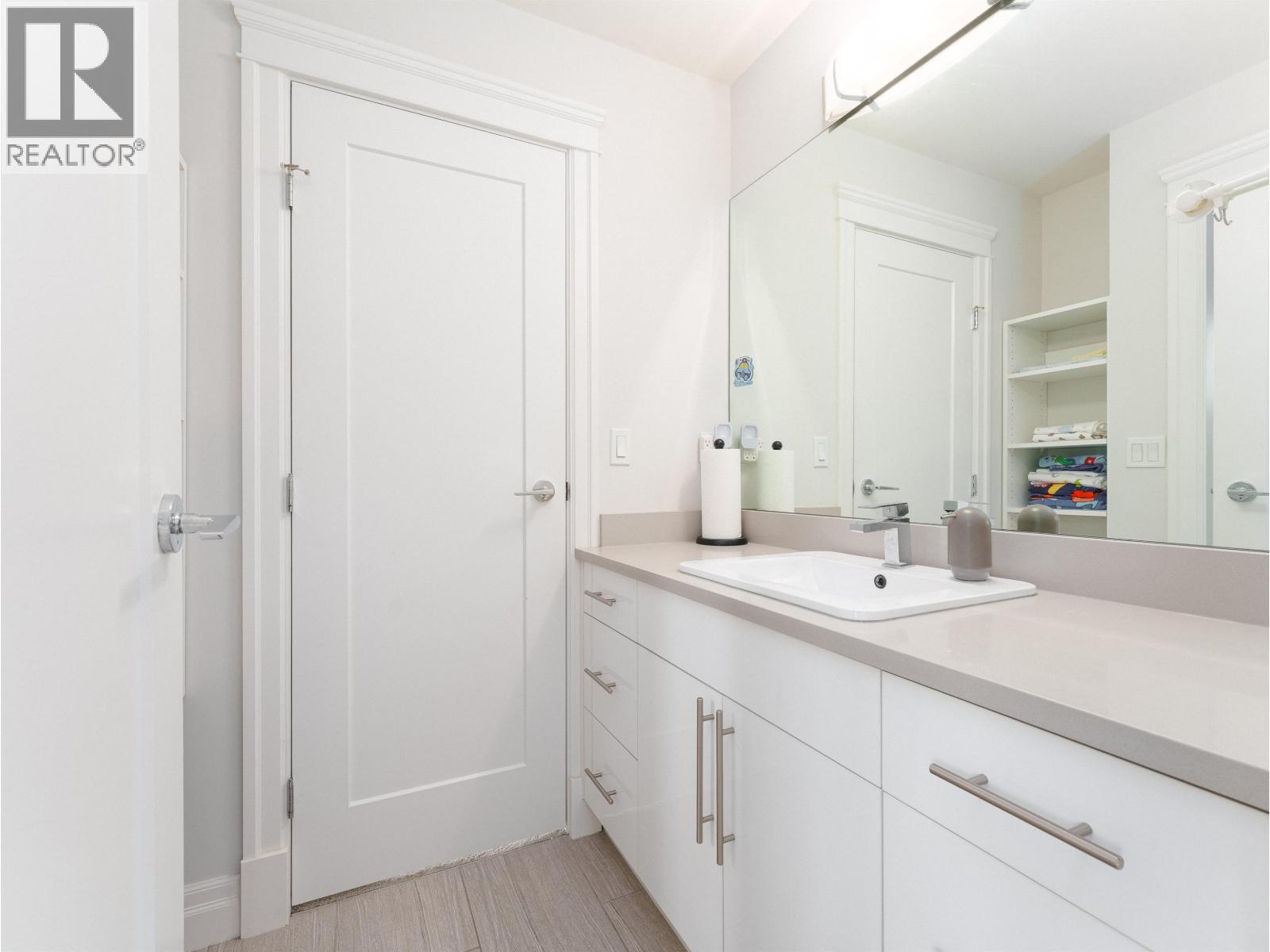 #3-8600 NO. 2 Road, Richmond