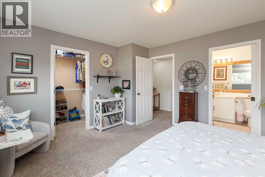 Single Family House for Sale in  Chaparral Ridge Terrace SE Chaparral Calgary 