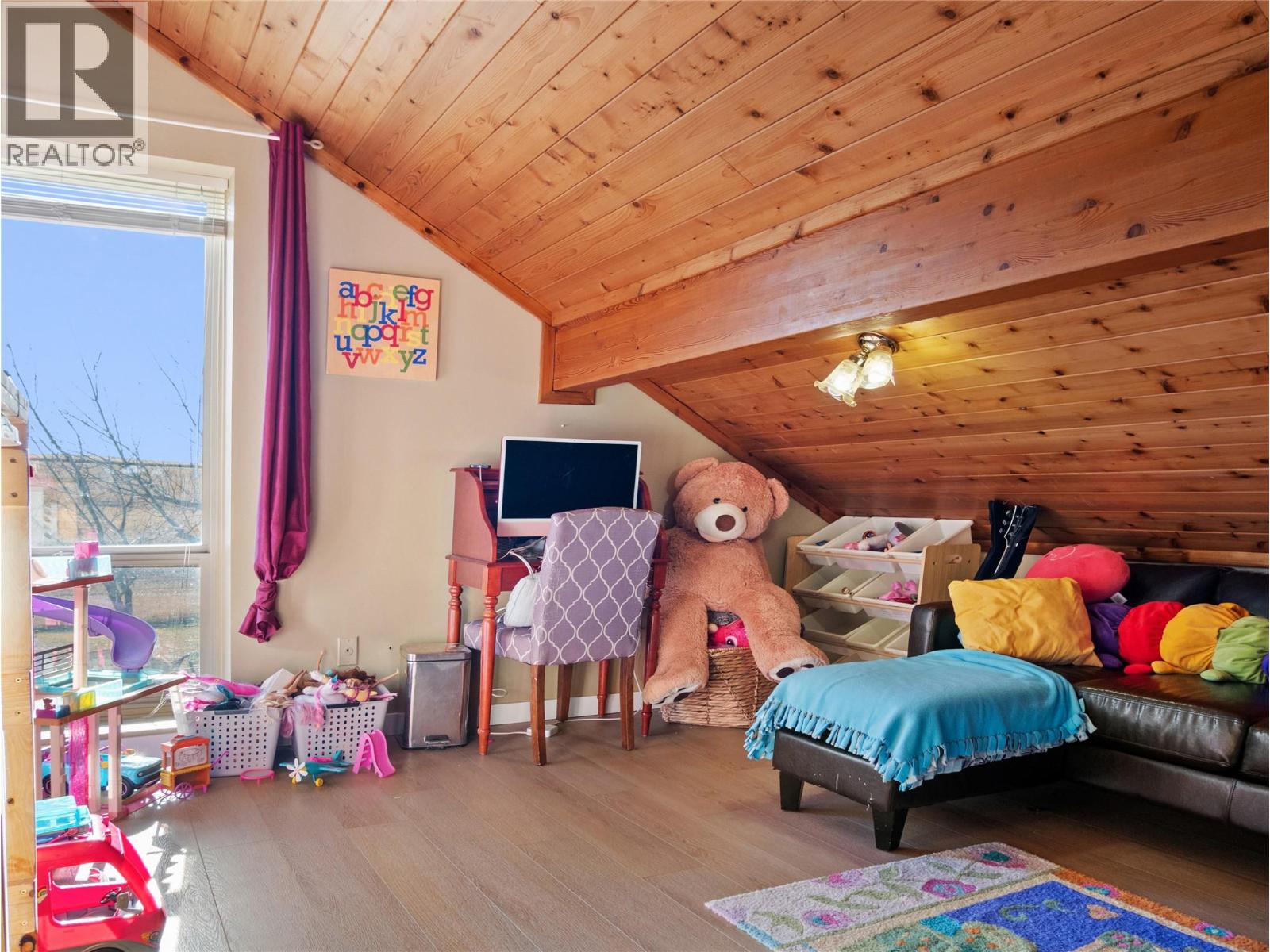 6879 217 Road, Dawson Creek