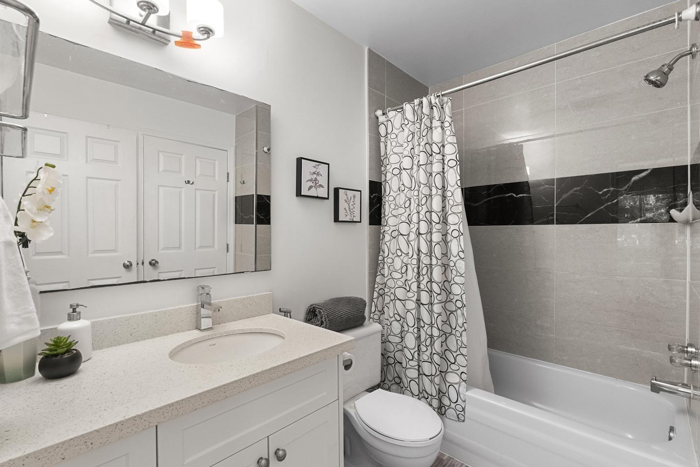 43 10051 155 STREET, Surrey