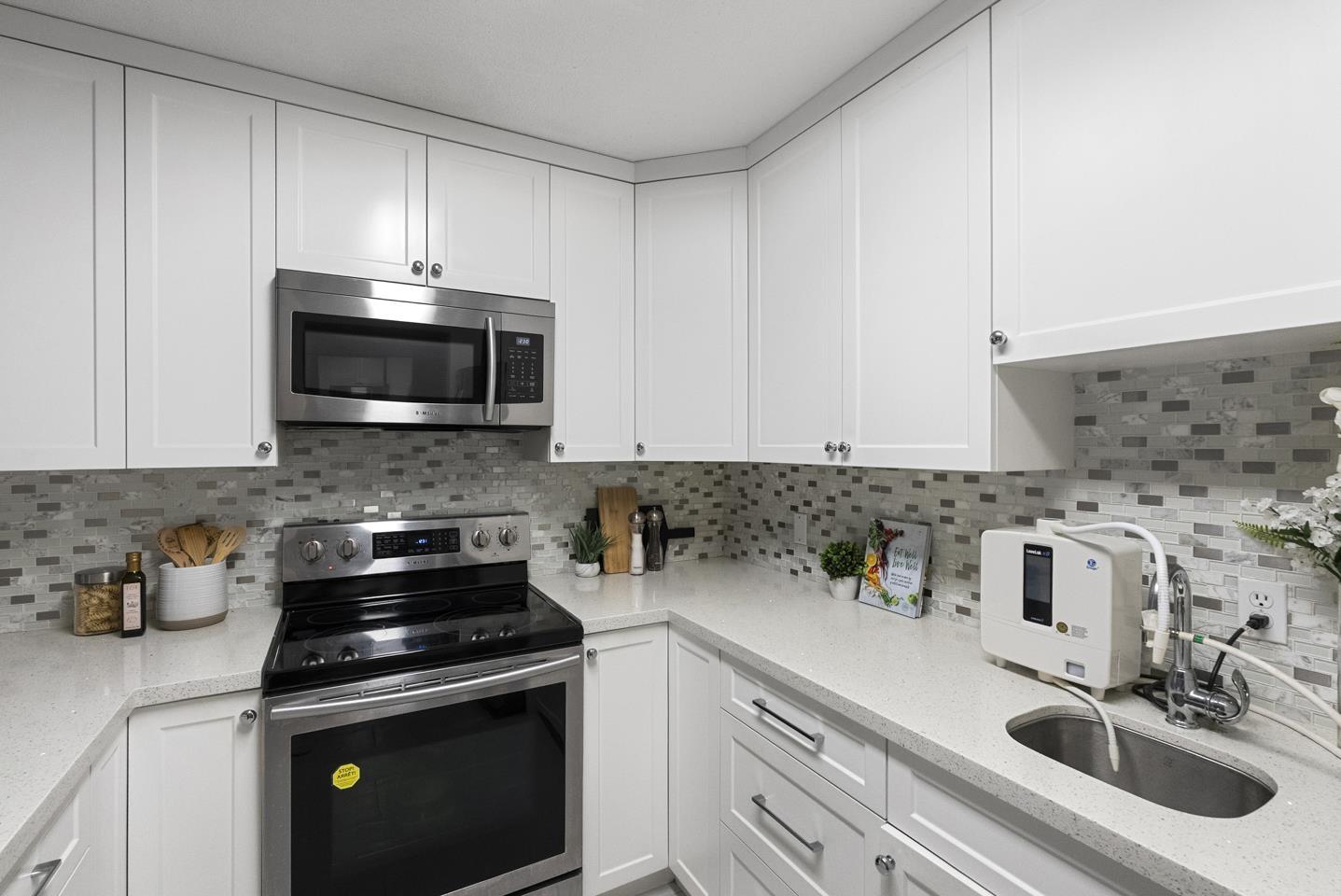 43 10051 155 STREET, Surrey