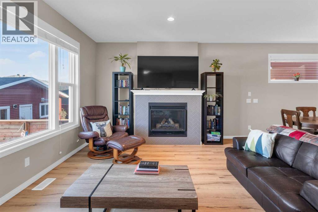 84 Fireside Crescent, Cochrane