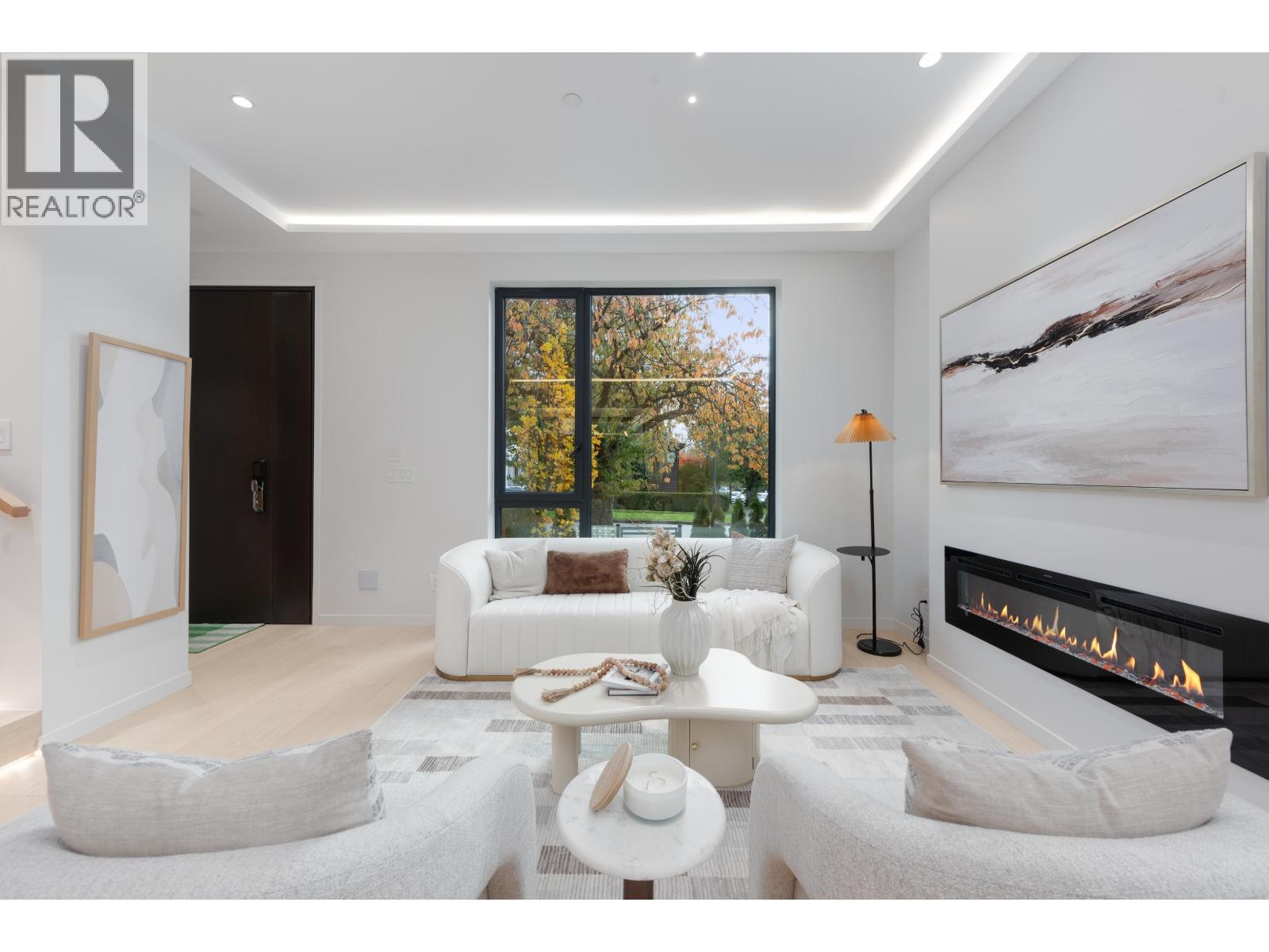 2 1595 W 66TH AVENUE, Vancouver