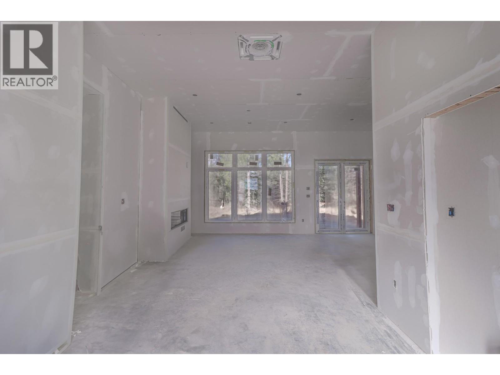 113 CORRAL Boulevard, Cranbrook