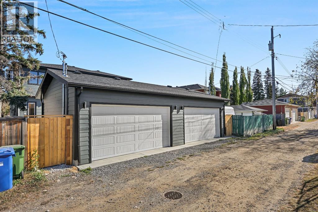 Single Family House for Sale in   Street NW Bowness Calgary 