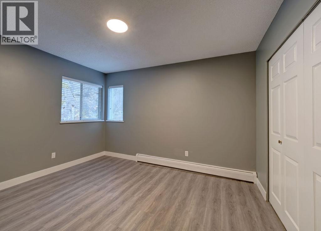 7462 REDROOFFS ROAD, Halfmoon Bay