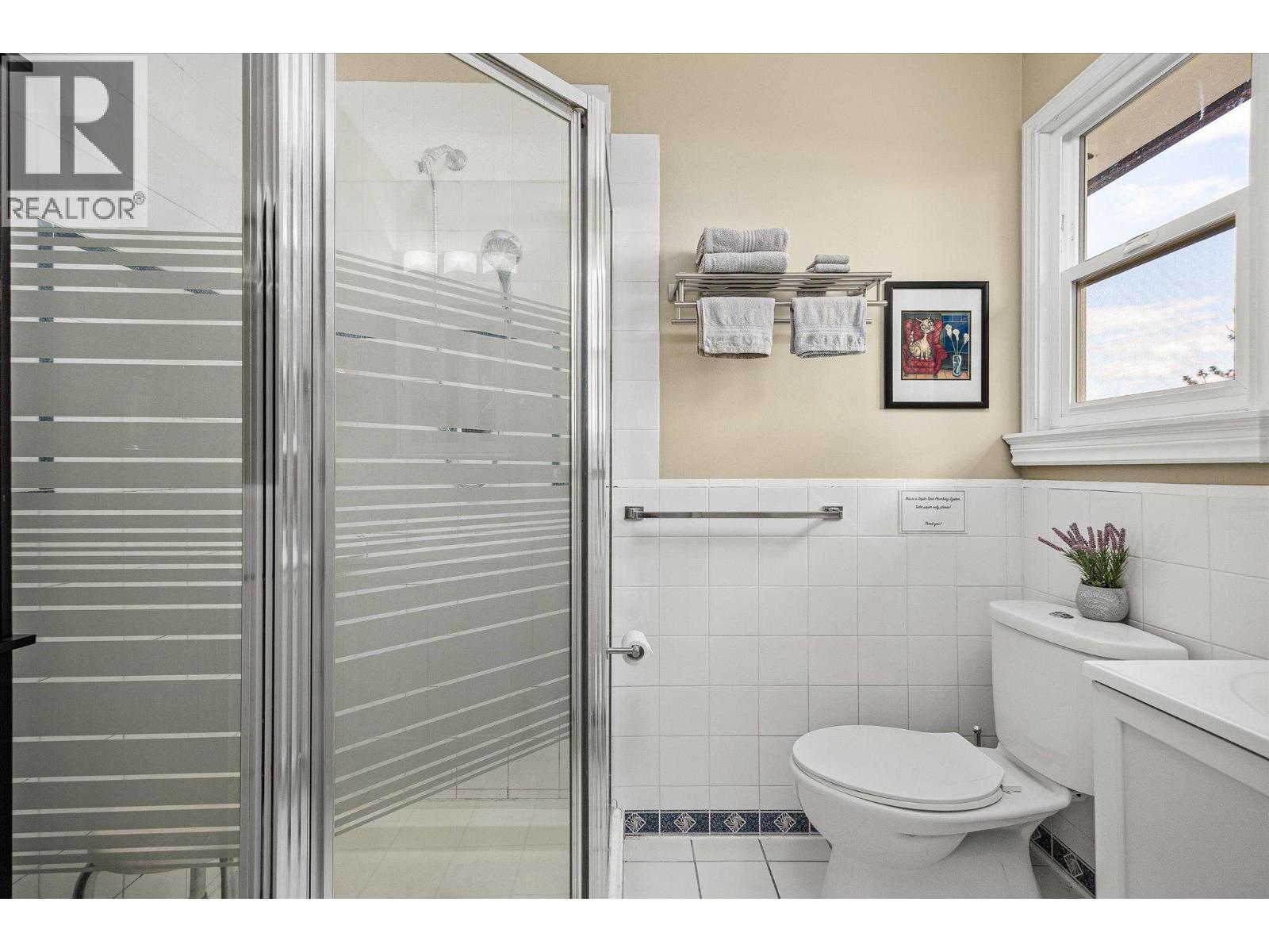  5821 Atkinson Crescent, Peachland