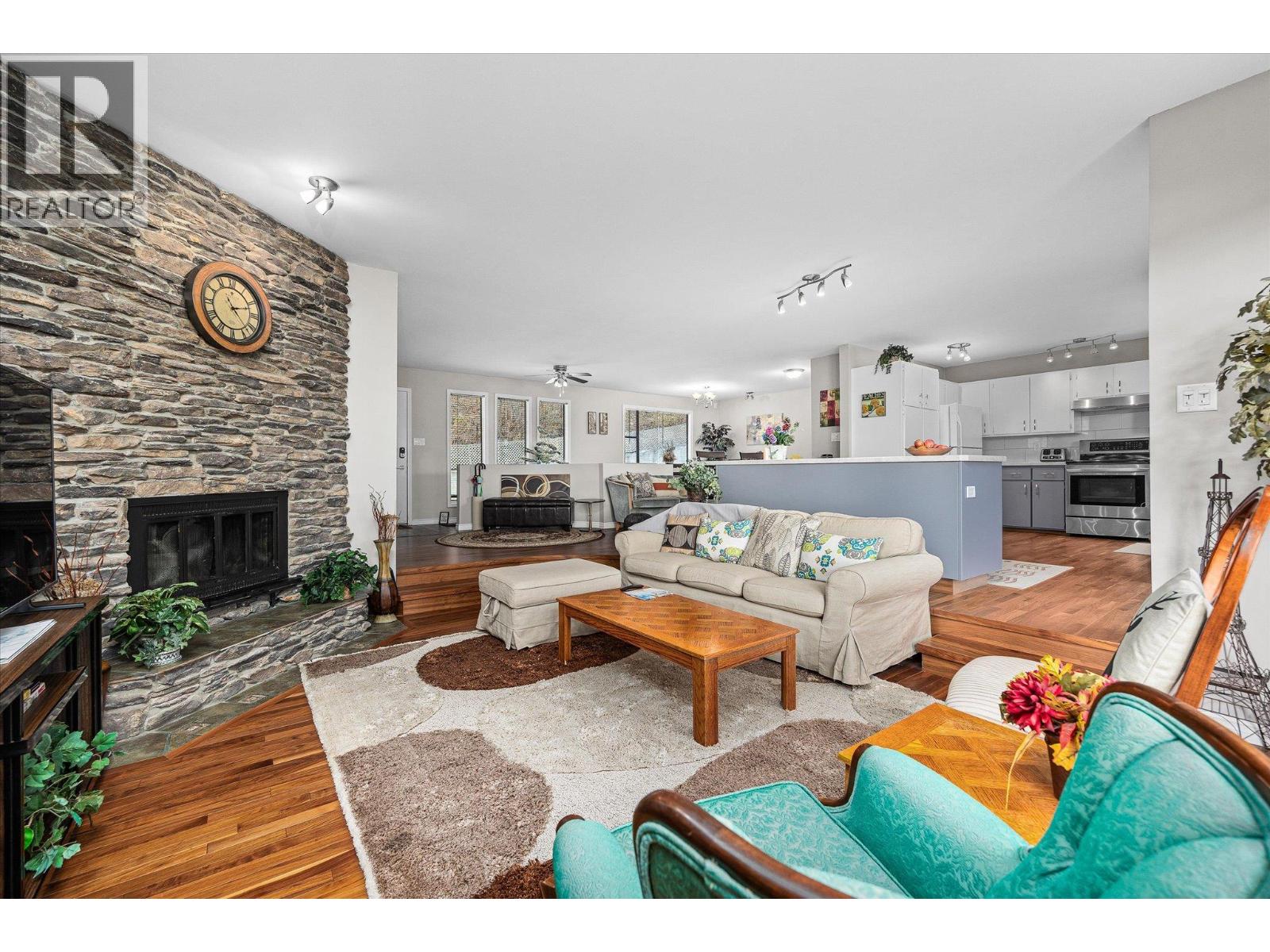  5821 Atkinson Crescent, Peachland