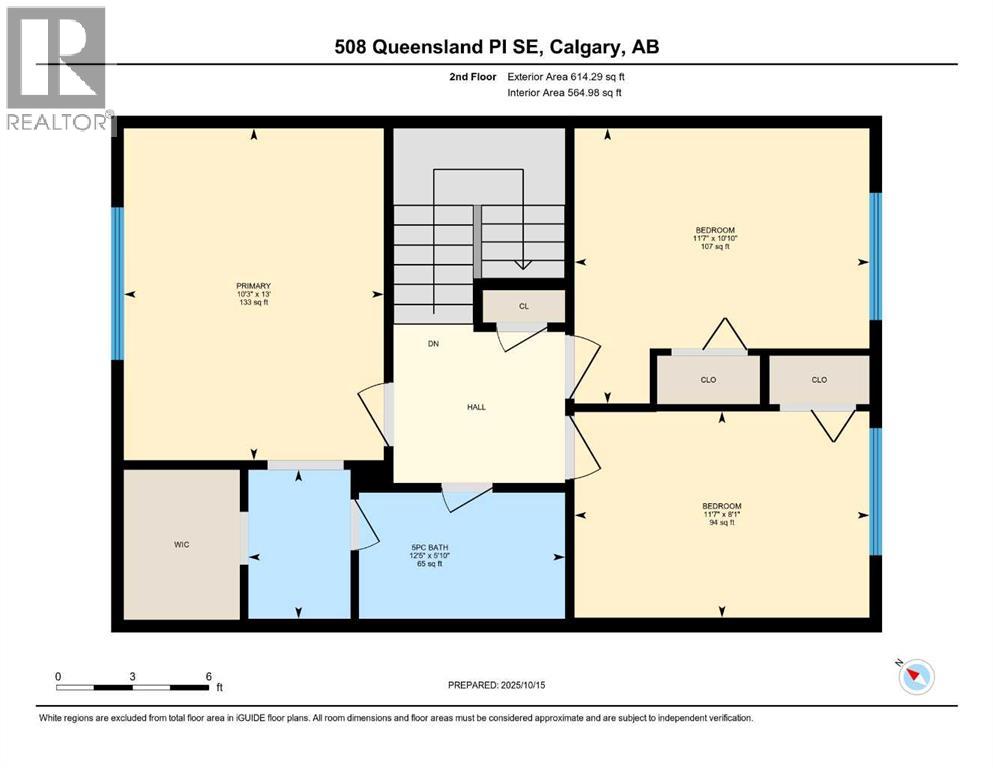 Single Family House for Sale in  Queensland Place SE Queensland Calgary 
