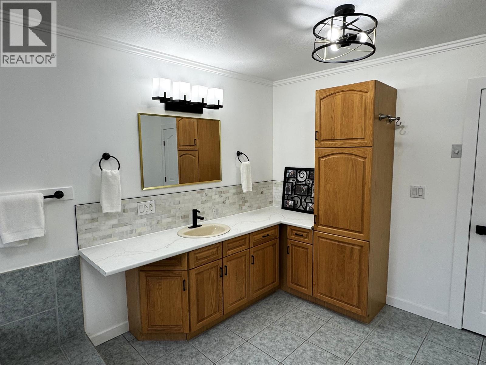 1269 2ND AVENUE, McBride