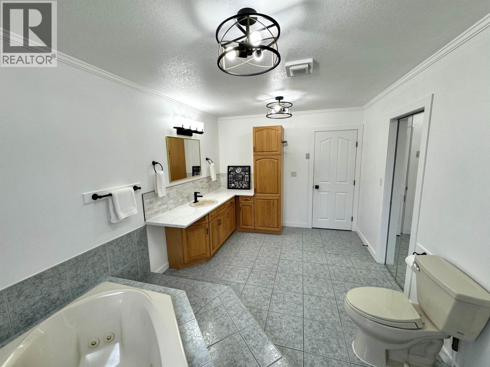 1269 2ND AVENUE, McBride