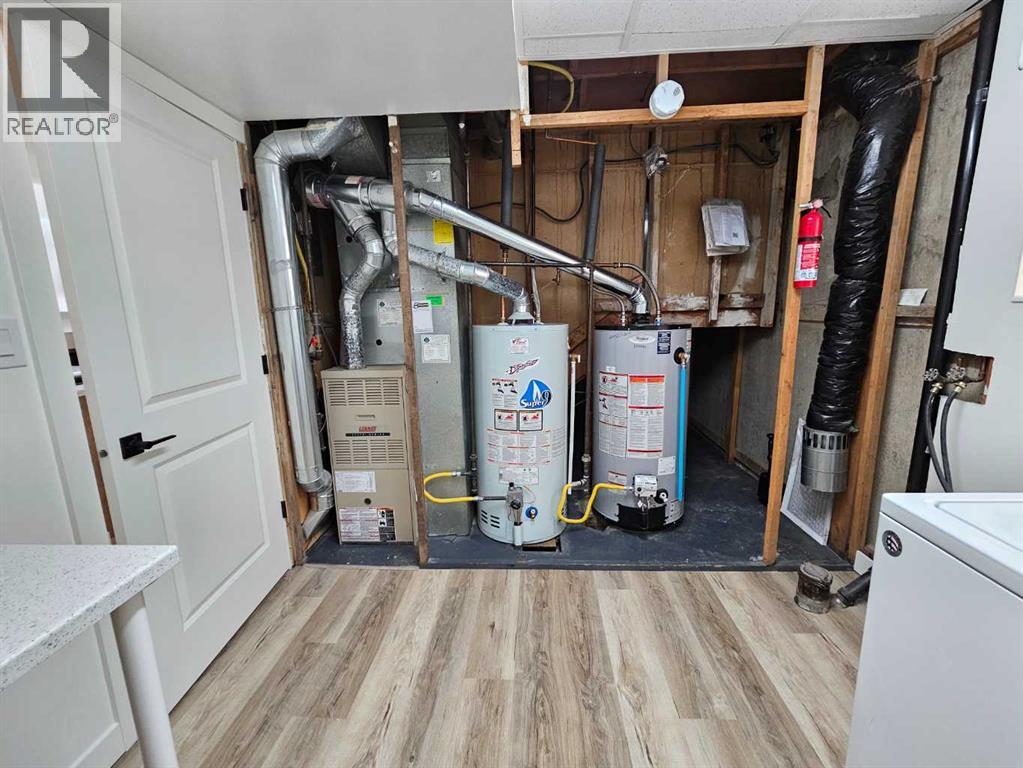Multi-family House Bungalow for Sale in  /   Avenue SW North Glenmore Park Calgary 