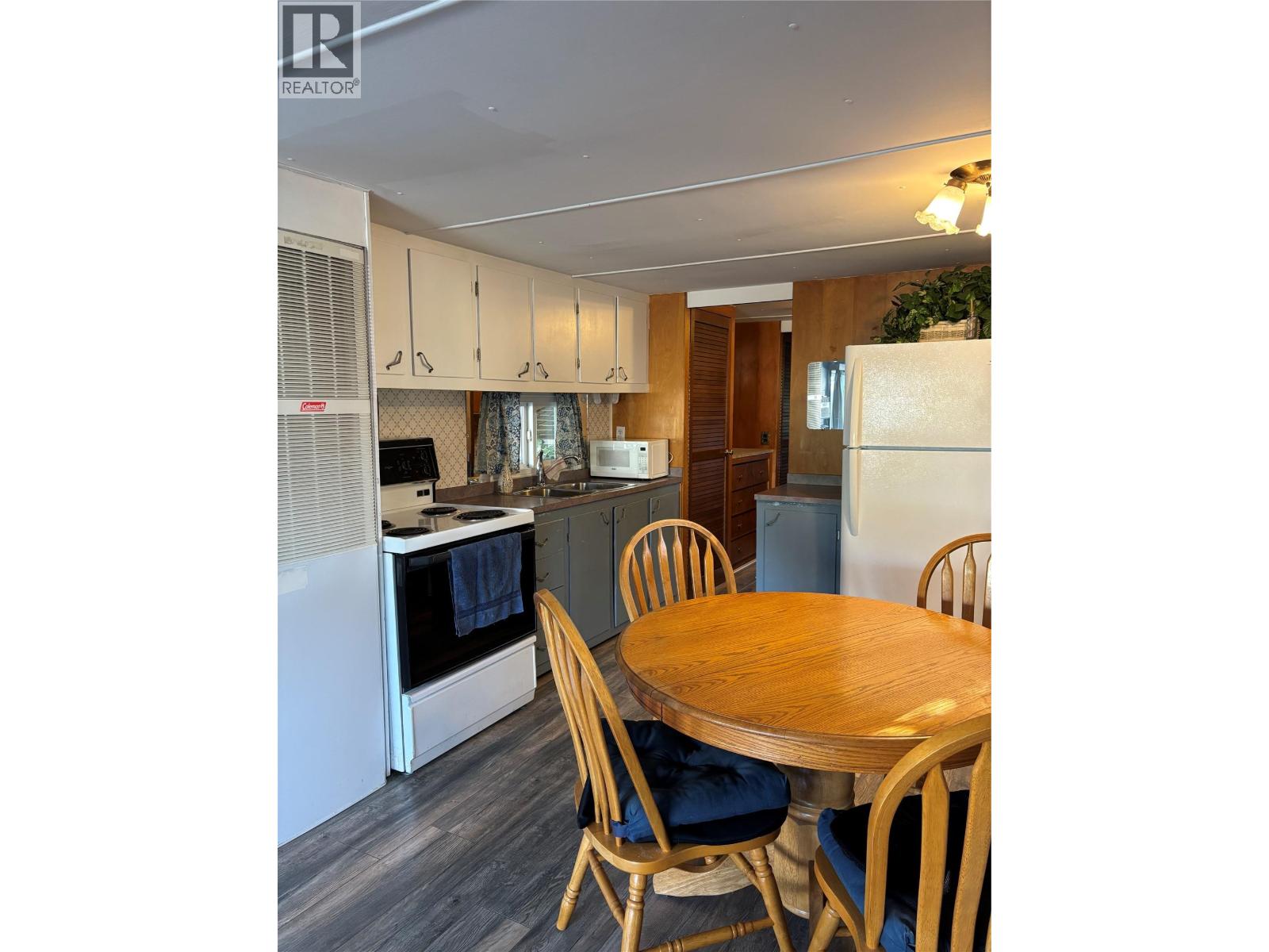 4 1132 Findlay Road, Kelowna