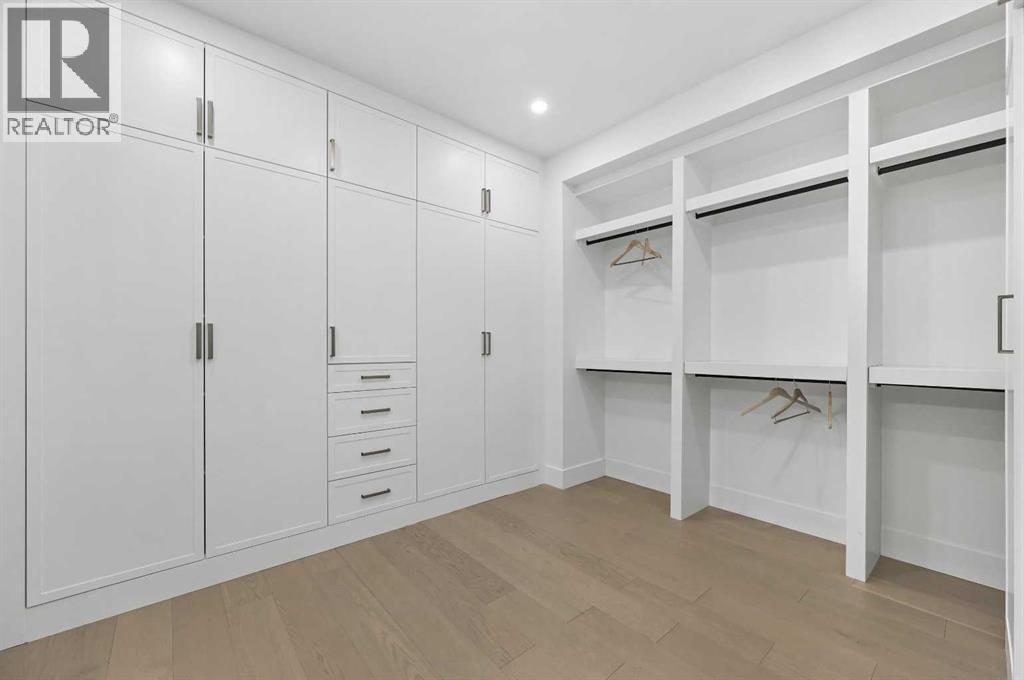 Single Family House for Sale in   Street SW Richmond Calgary 